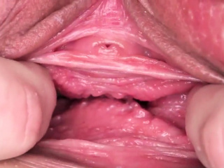 Sexy czech teenie spreads her soft cunt to the bizarre82Pla