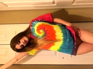 Amazing girl strips for you