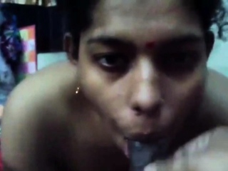 DESI AUNTY WANT CUM IN MOUTH