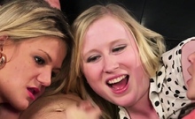 Cfnm Hotties Sucking