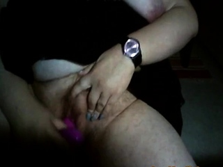 Hairy BBW Plays for Webcam Audience