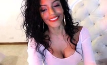 Brunette Solo Webcam Masturbation