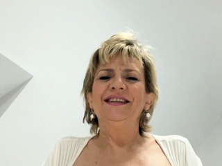 Blonde MILF with Big Boobs Playing Cam Free Porn