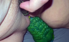 Amateur Close Up Squirting Masturbation