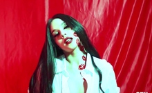 Brunette Couch Webcam Solo Fun Masturbating