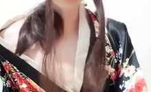 Brunette Tranny jerking in hard dick in solo Webcam