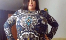 BBW on Webcam Tries Outfits for Big Natural Assets