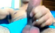Big-Cock Latin Twink Shows Off on Webcam
