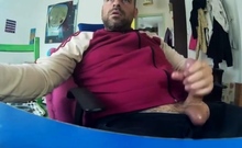 Big-Cock Bear Masturbating on Webcam